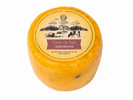 Сыр "Том де буа" с душистым перцем (0,44кг) упак. 6шт.